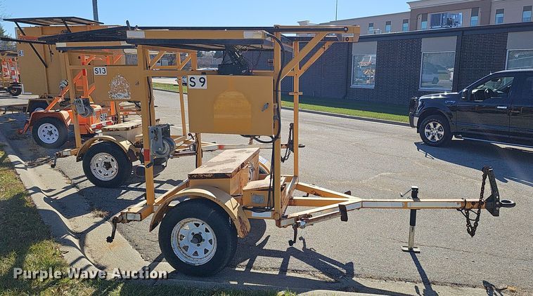 image for item DS5707 (3) arrow board trailers