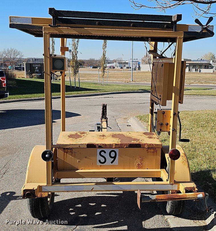 image for item DS5707 (3) arrow board trailers