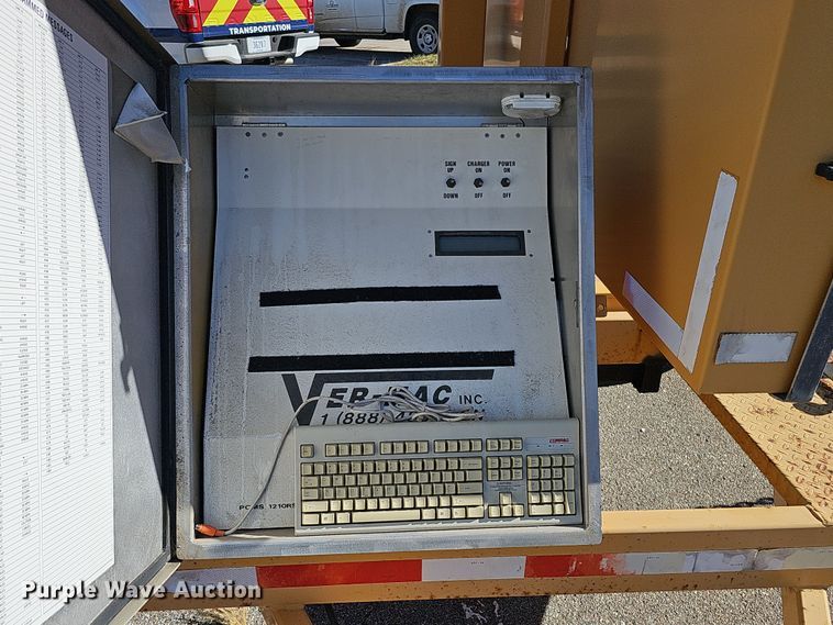 image for item DS5708 2002 Ver-Mac PCMS 1210 RS  arrow board trailer