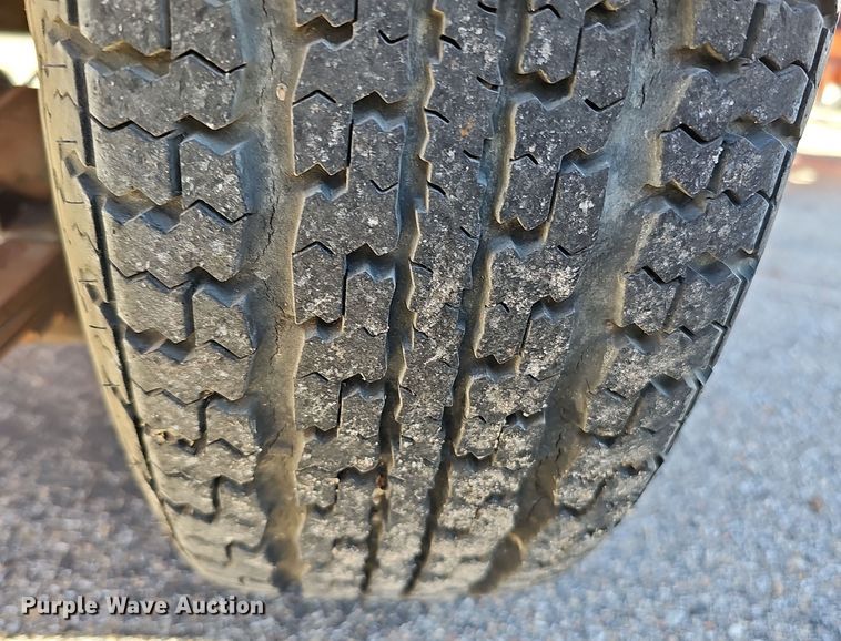 image for item DS5708 2002 Ver-Mac PCMS 1210 RS  arrow board trailer