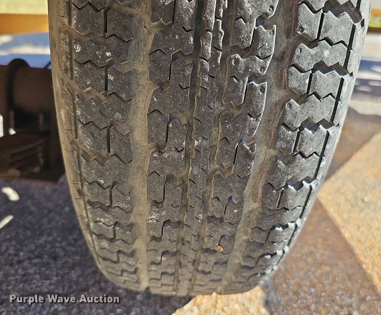 image for item DS5708 2002 Ver-Mac PCMS 1210 RS  arrow board trailer