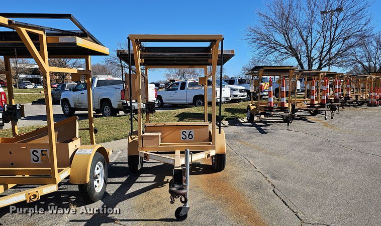 image for item DS5709 (2) arrow board trailers