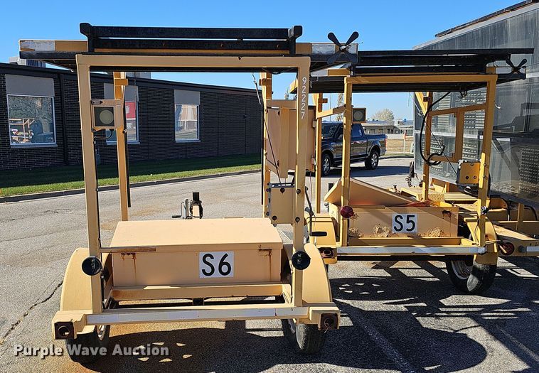 image for item DS5709 (2) arrow board trailers