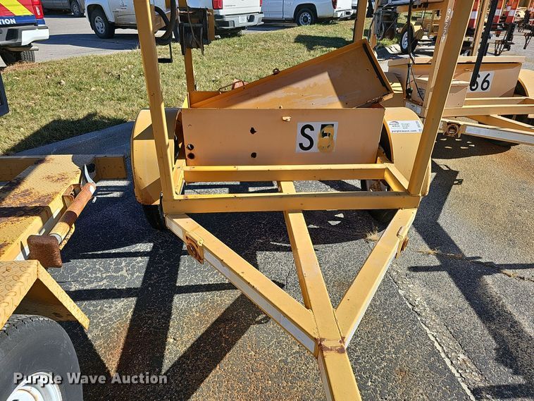 image for item DS5709 (2) arrow board trailers