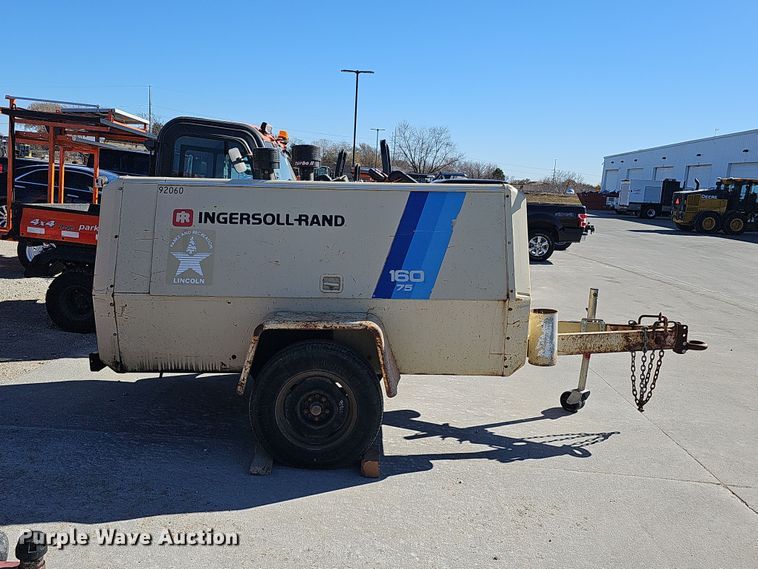image for item DS5710 1983 Ingersoll Rand P160WJD  towable air compressor