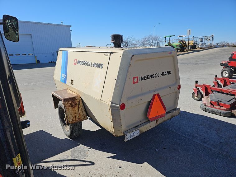 image for item DS5710 1983 Ingersoll Rand P160WJD  towable air compressor