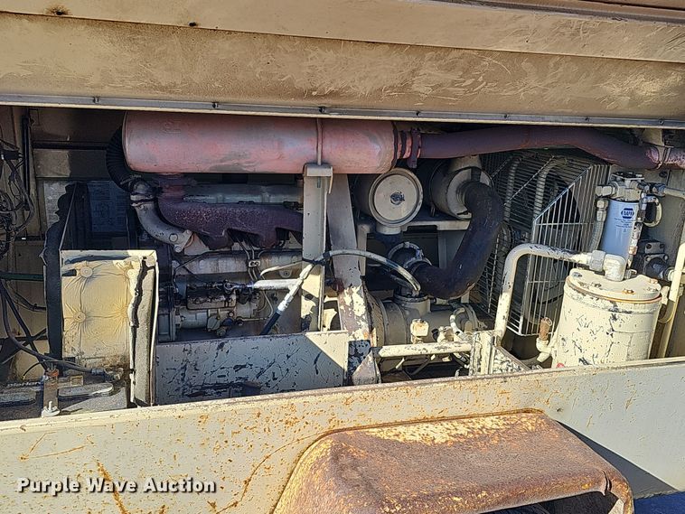 image for item DS5710 1983 Ingersoll Rand P160WJD  towable air compressor