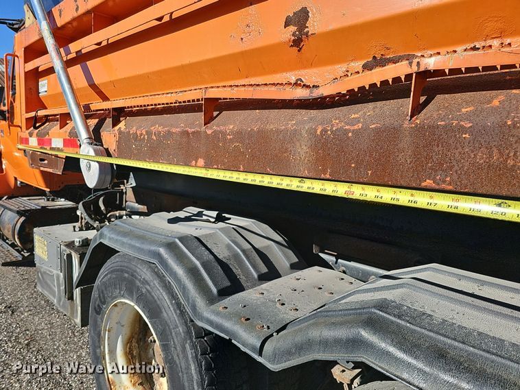 image for item DS5711 2007 International 7400  dump truck