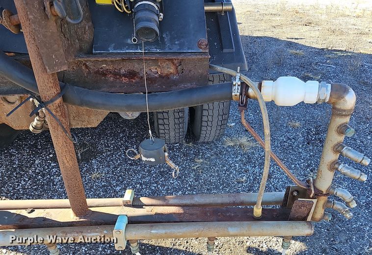 image for item DS5711 2007 International 7400  dump truck