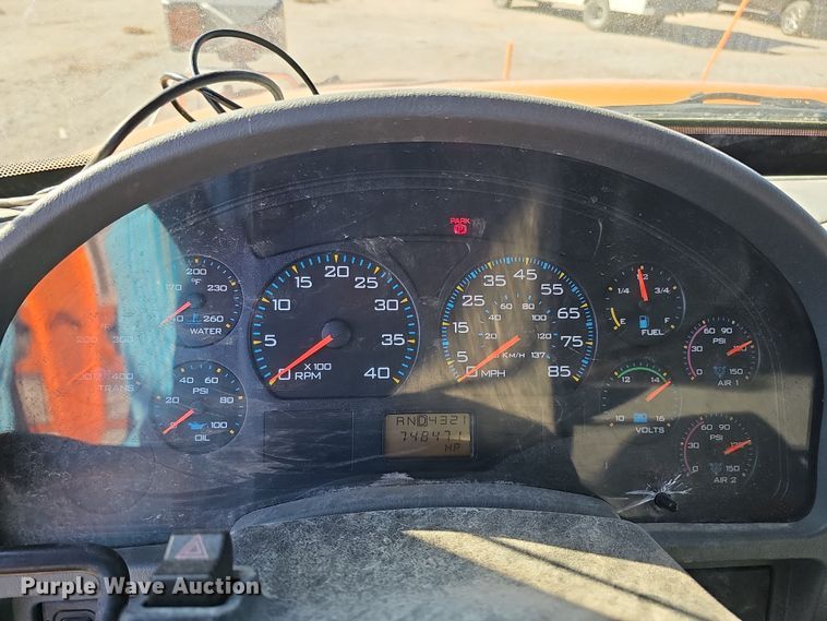 image for item DS5711 2007 International 7400  dump truck