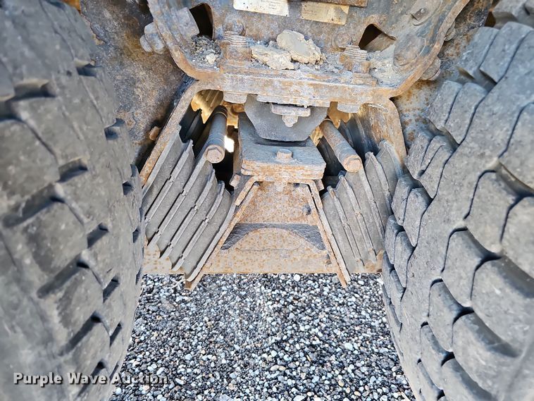 image for item DS5711 2007 International 7400  dump truck