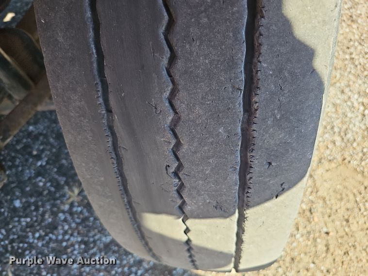 image for item DS5711 2007 International 7400  dump truck