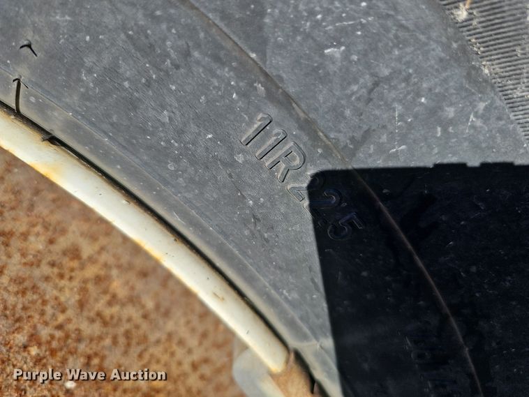 image for item DS5711 2007 International 7400  dump truck