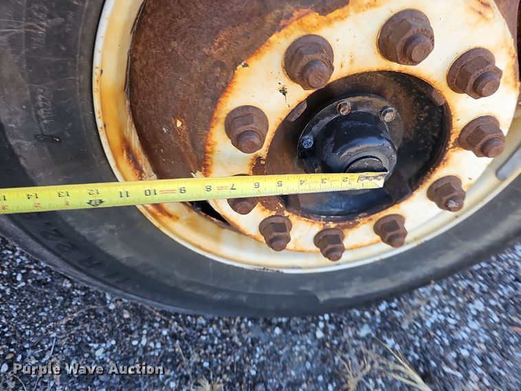 image for item DS5711 2007 International 7400  dump truck