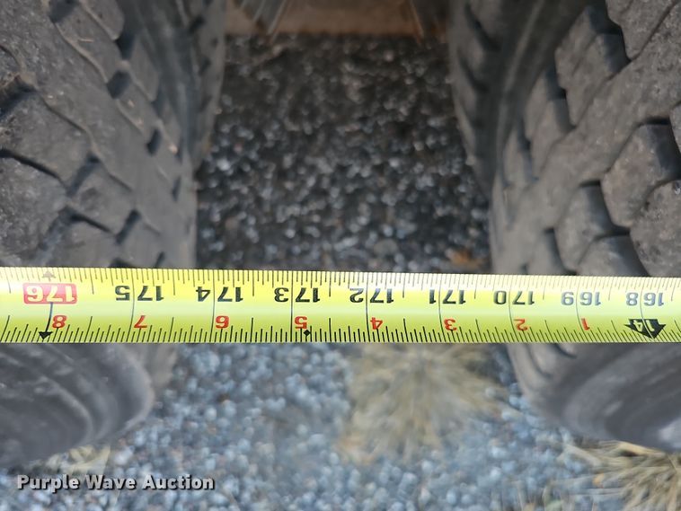 image for item DS5711 2007 International 7400  dump truck