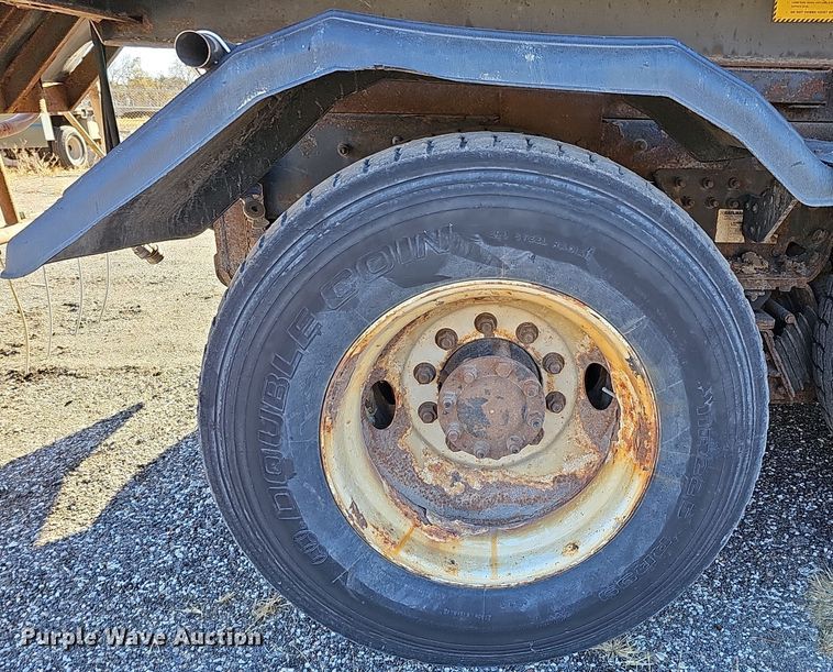 image for item DS5711 2007 International 7400  dump truck