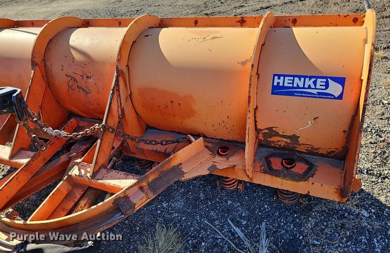 image for item DS5712 2007 International 7400  dump truck