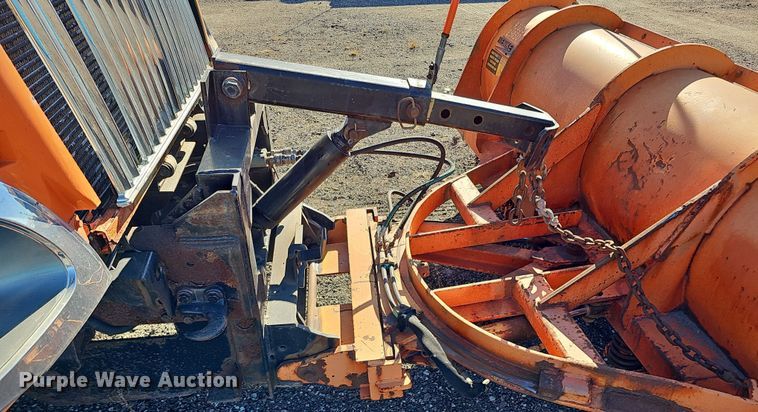 image for item DS5712 2007 International 7400  dump truck