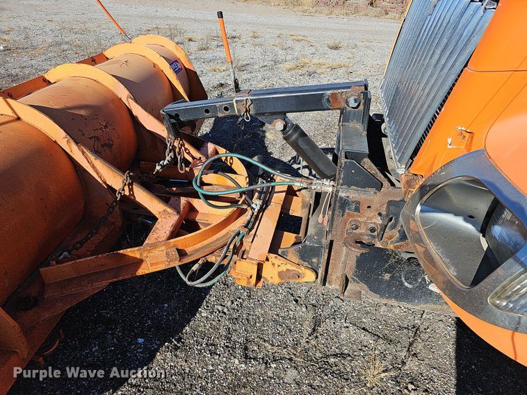 image for item DS5712 2007 International 7400  dump truck