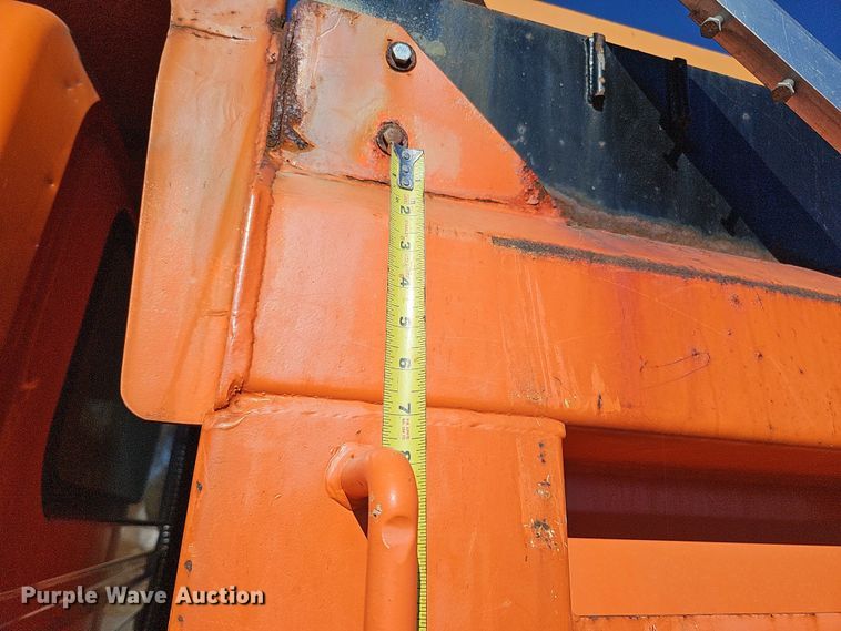 image for item DS5712 2007 International 7400  dump truck