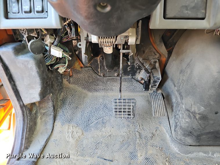 image for item DS5712 2007 International 7400  dump truck