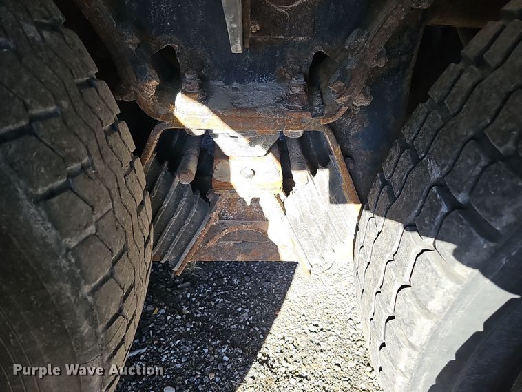 image for item DS5712 2007 International 7400  dump truck