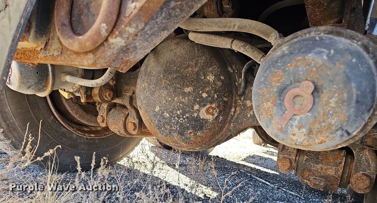 image for item DS5712 2007 International 7400  dump truck