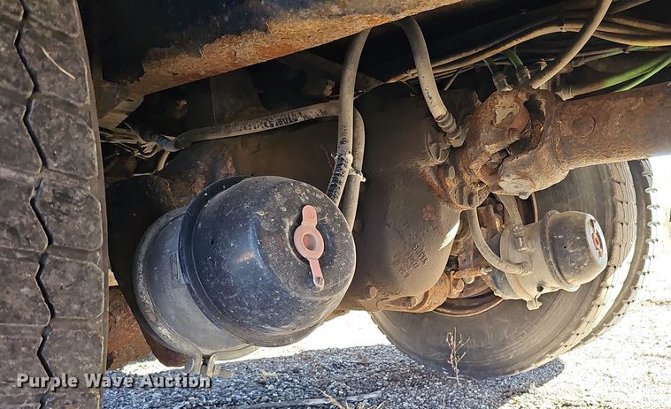 image for item DS5712 2007 International 7400  dump truck