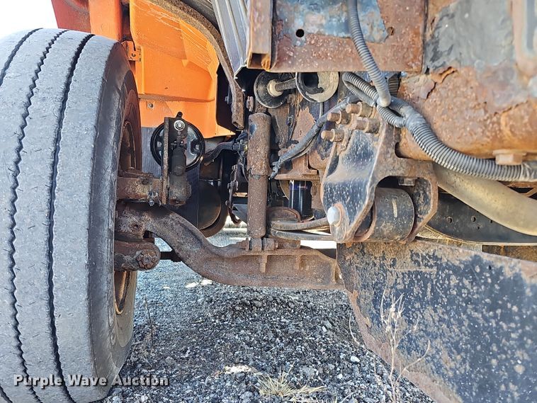 image for item DS5712 2007 International 7400  dump truck