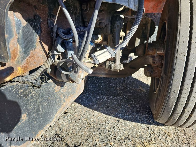 image for item DS5712 2007 International 7400  dump truck