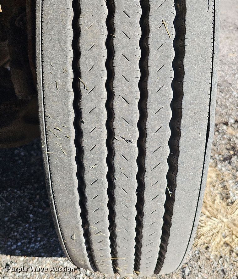 image for item DS5712 2007 International 7400  dump truck