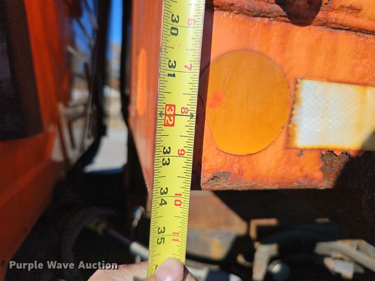 image for item DS5714 2007 International 7400  dump truck