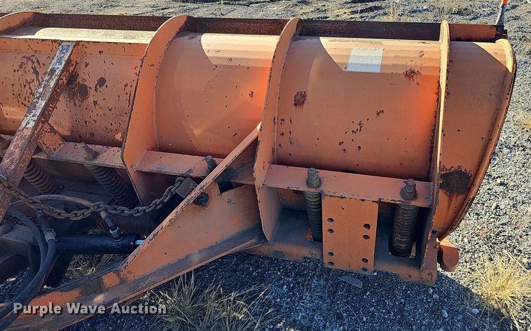 image for item DS5714 2007 International 7400  dump truck