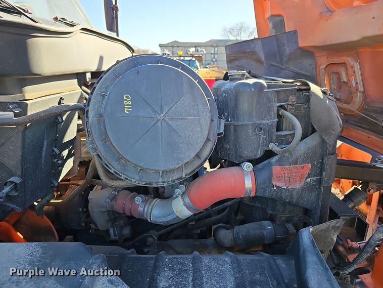 image for item DS5714 2007 International 7400  dump truck