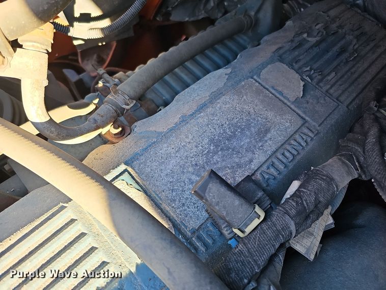 image for item DS5714 2007 International 7400  dump truck