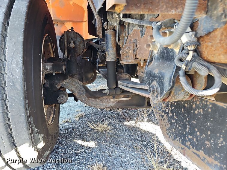 image for item DS5714 2007 International 7400  dump truck