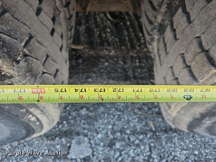 image for item DS5714 2007 International 7400  dump truck