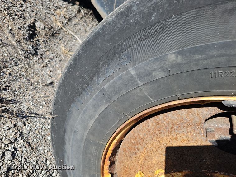 image for item DS5714 2007 International 7400  dump truck