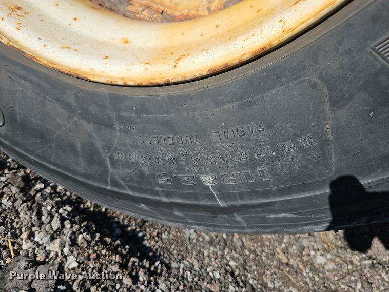 image for item DS5714 2007 International 7400  dump truck