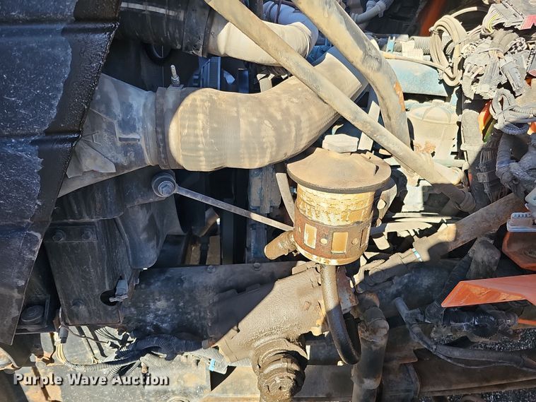 image for item DS5715 2007 International 7400  dump truck