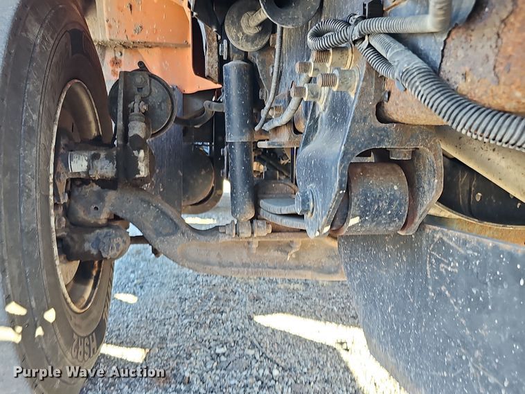 image for item DS5715 2007 International 7400  dump truck