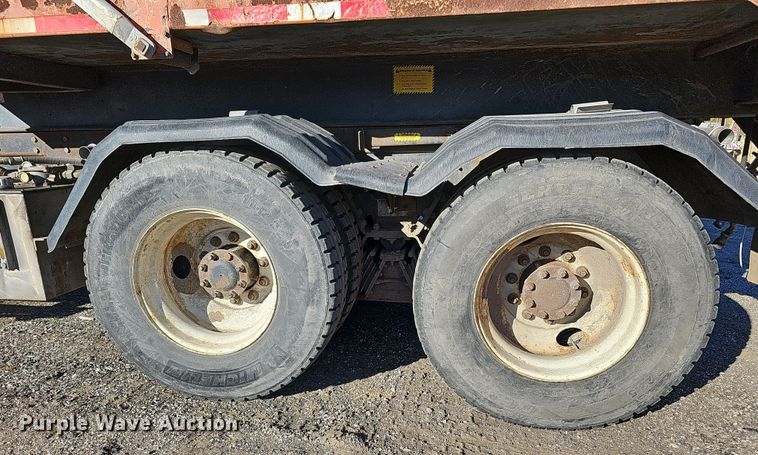 image for item DS5715 2007 International 7400  dump truck