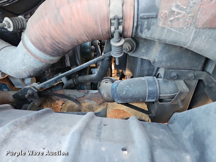 image for item DS5716 2007 International 7400  dump truck