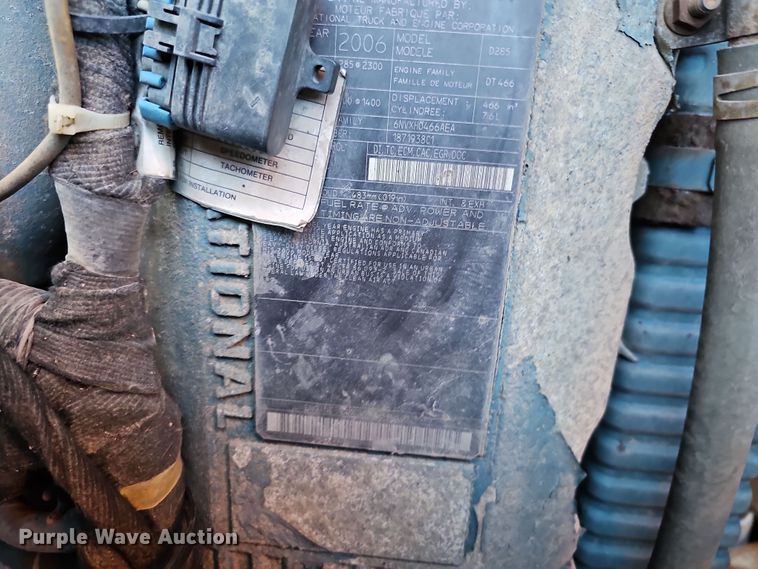 image for item DS5716 2007 International 7400  dump truck