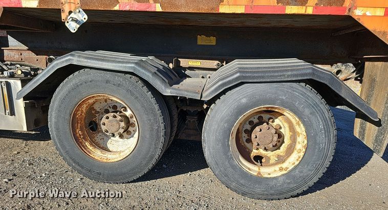 image for item DS5716 2007 International 7400  dump truck