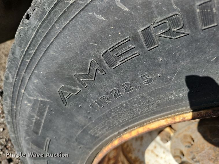 image for item DS5716 2007 International 7400  dump truck