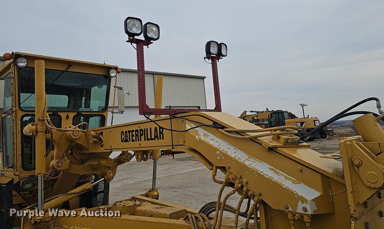 image for item DS5725 1994 Caterpillar VHP 140G  motor grader