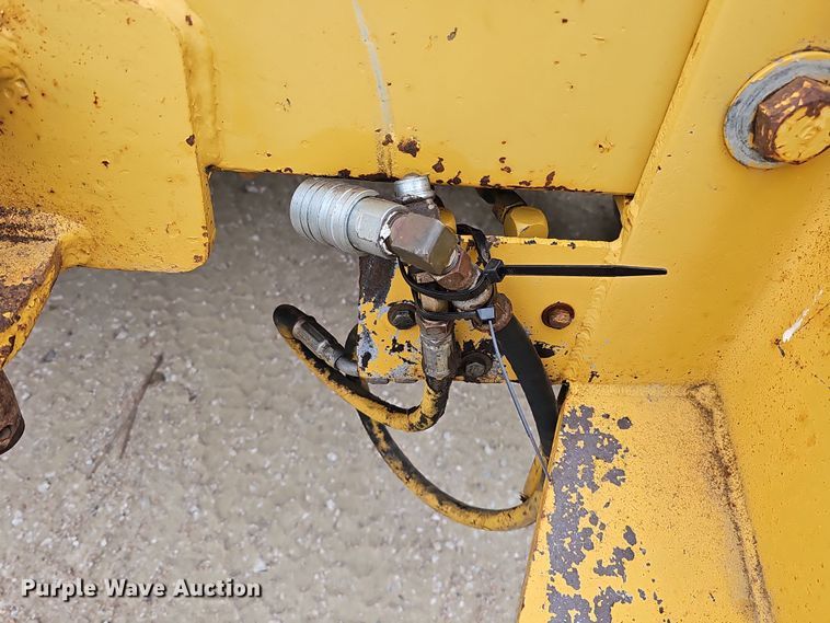 image for item DS5725 1994 Caterpillar VHP 140G  motor grader