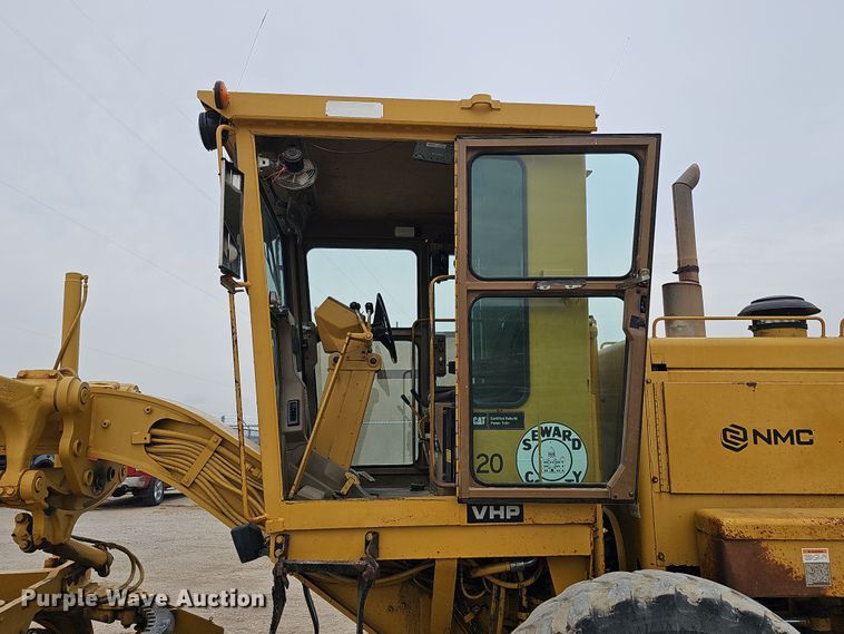 image for item DS5725 1994 Caterpillar VHP 140G  motor grader