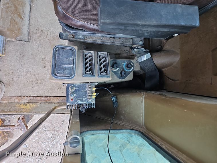 image for item DS5725 1994 Caterpillar VHP 140G  motor grader